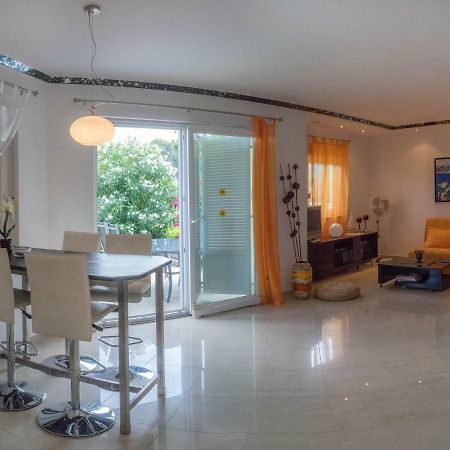 Apartment Annabela Banjol Exterior photo