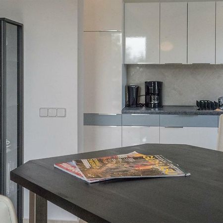 Apartment Annabela Banjol Exterior photo